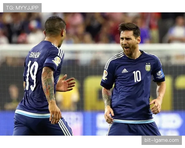 梅西稳居荣誉榜首，新生代传奇蓄势待发