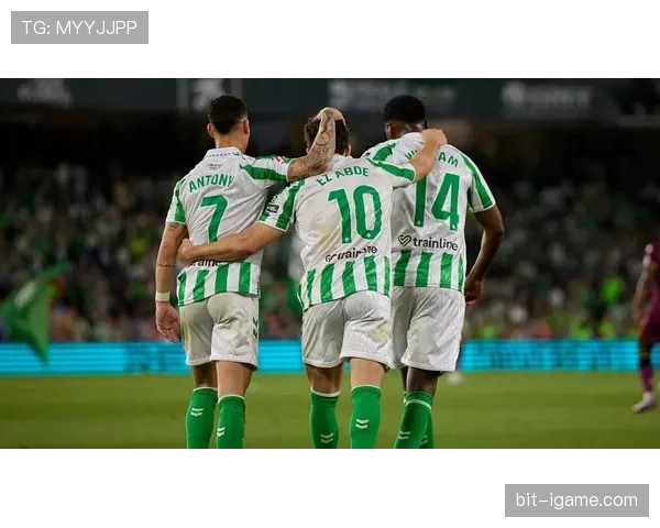 西甲球队逆境爆发，顽强逆转点燃复苏希望