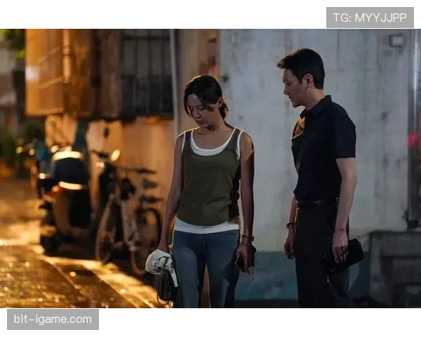 瓦伦丁·卡尔博尼新作聚焦人类情感与科技发展的深层交织