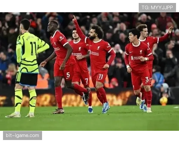 萨拉赫荣膺英格兰年度最佳球员，状态回暖展现卓越足球才华