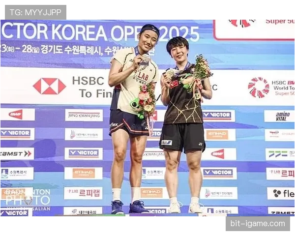 看到山口茜ins上那些名表和度假照，我那穷酸的周末瞬间失语